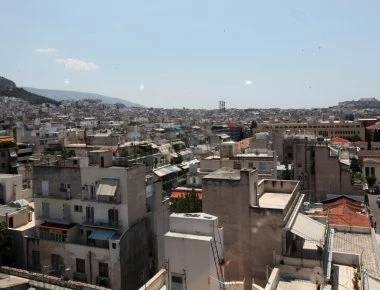 «Απόβαση» στην Ελλάδα: «Χρυσή βίζα» απέκτησαν 1.521 Κινέζοι
